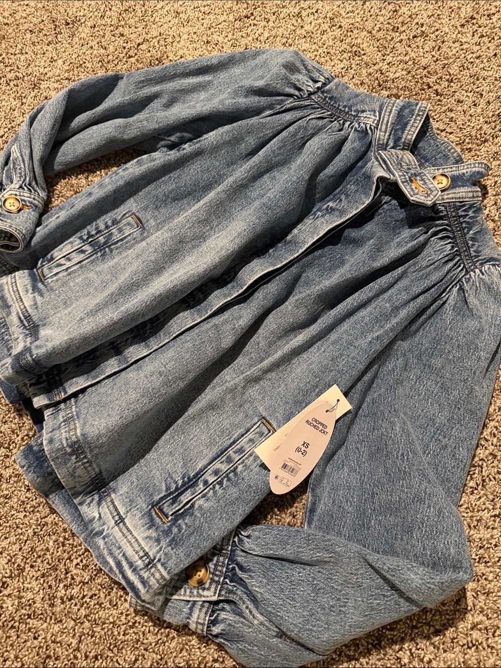 Scoop Cropped Ruched Jacket - Picture 2 of 3